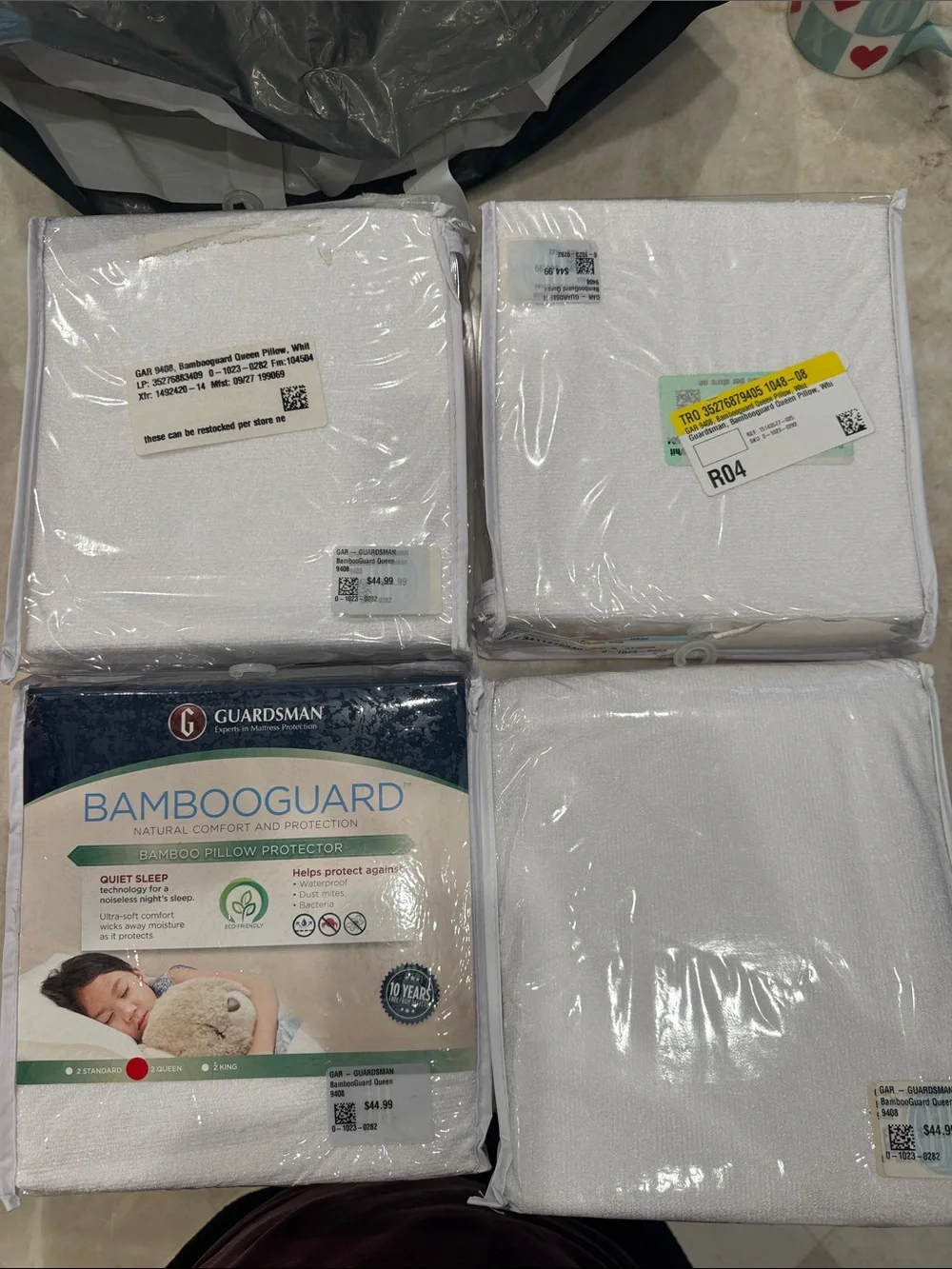 BAMBOO BAMBOOGUARD Pillow Protector in White and Green Accents ( lot of 4)